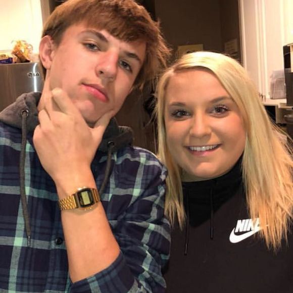 Meet your Posher, Elizabeth - Picture 1 of 1